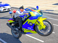 Jeu Jeu de course de cascadeurs à vélo de police en ligne